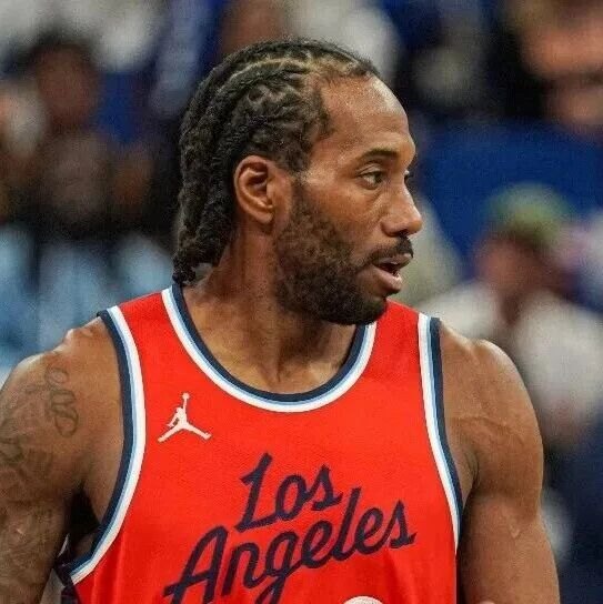 NBA官方：快船和莱昂纳德违反了劳资协议中的工资帽规避规定，球队被没收五首轮、罚款3000万，高管无薪停职，球员罚款70万美元